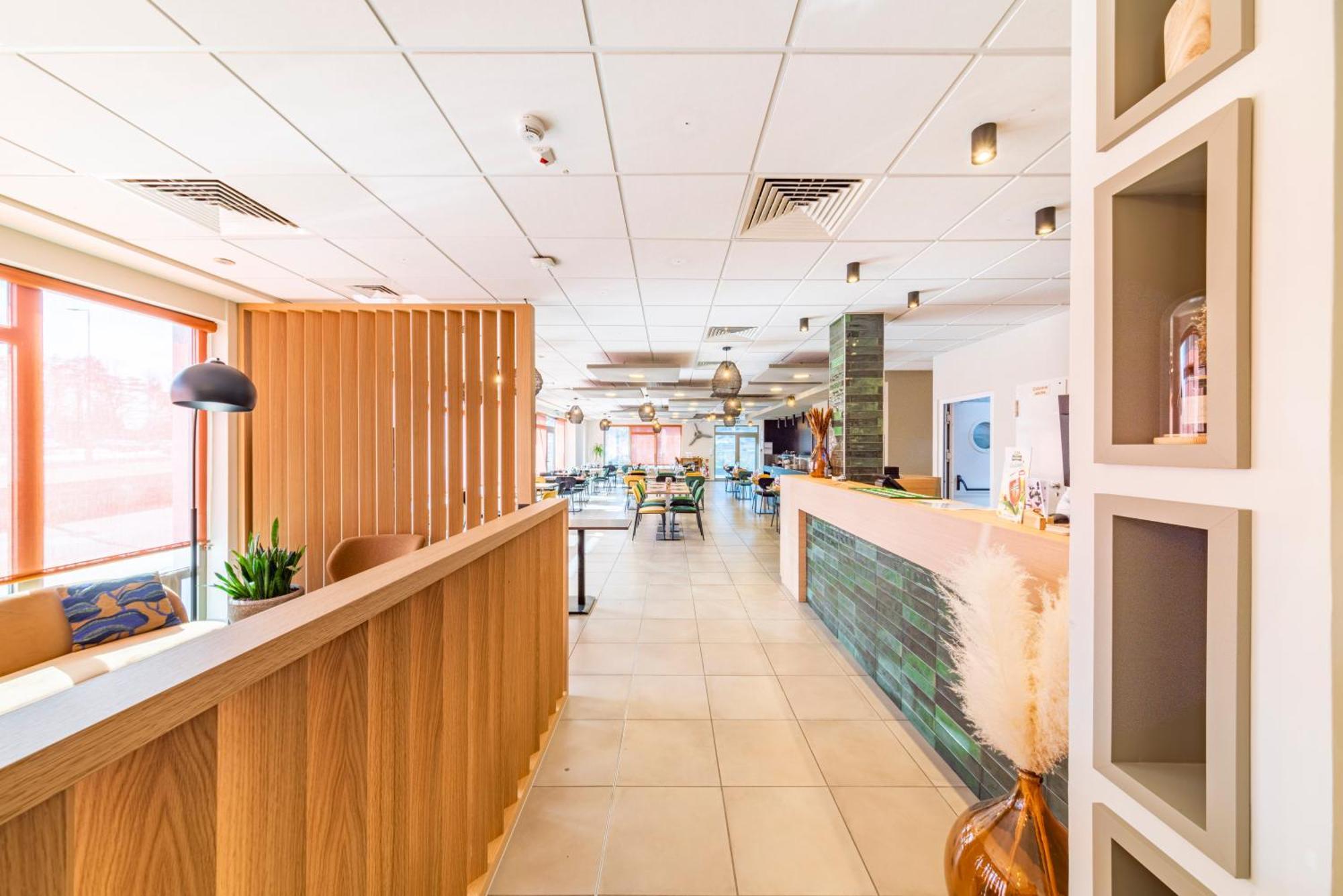 Hotel Mandarina Luxembourg Airport 3*